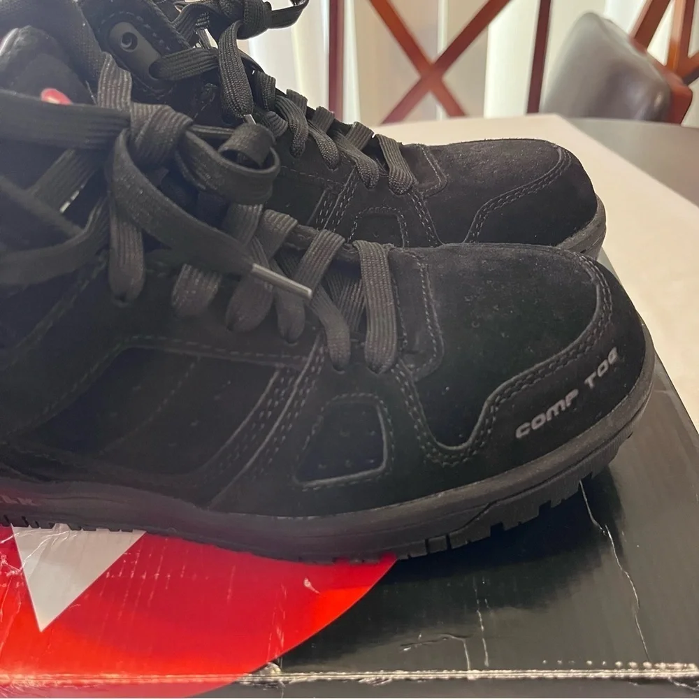 Airwalk slip oil